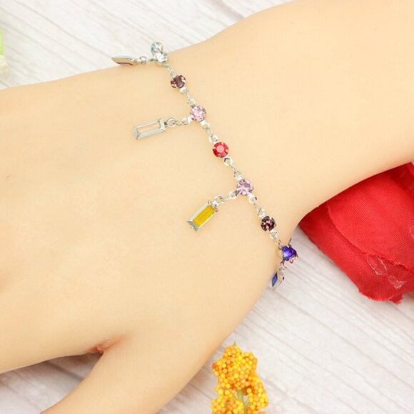 "Trendy Handmade Bracelet – A Thoughtful Gift for Girls & Women | UNVRC1323 - Picture 6 of 10